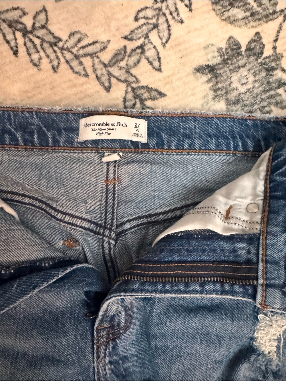Abercrombie & Fitch Distressed Denim Shorts - Blue - Picture 2 of 2